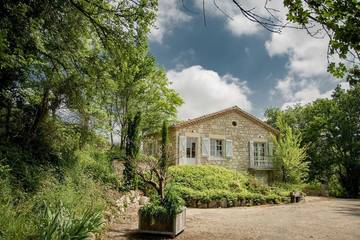 Location de vacances pour 2 personnes, avec jardin à Saint-Maurin