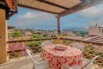 Location de vacances pour 6 personnes, avec jardin, adapté aux familles à Golfo Aranci