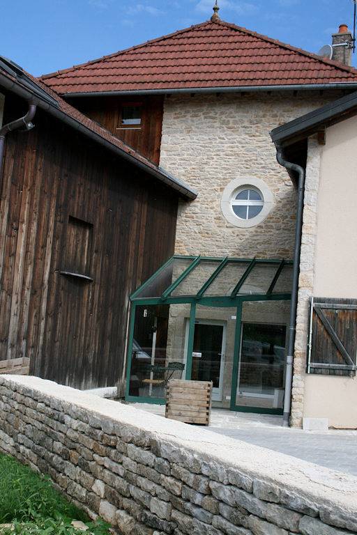 Appartement entier, Gîte les Cryots proche Besançon in Pirey, Doubs