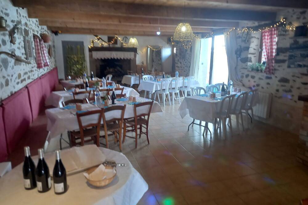 Gite à la Campagne 2 à12 Pers in Saint-Jean-de-Marcel, Région d'Albi