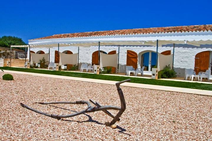 Hotel para 2 personas, con jardín además de jacuzzi y piscina en Menorca - 4