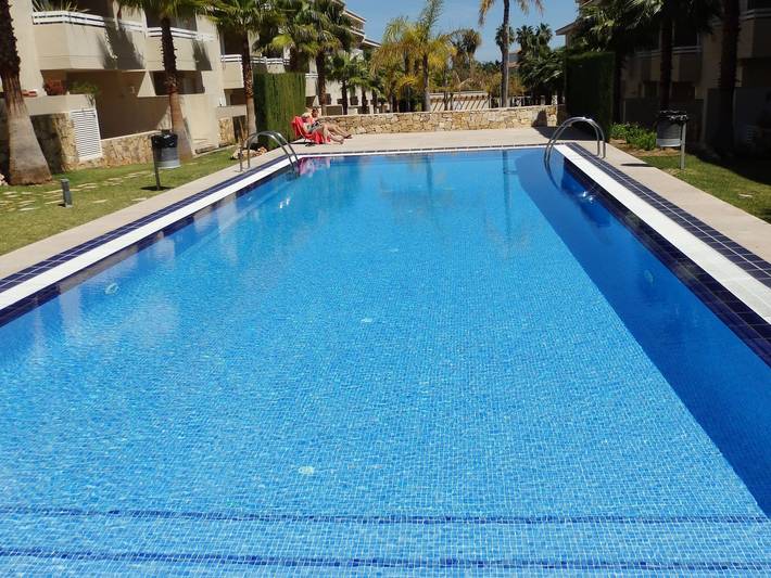 Appartement de vacances pour 4 personnes, avec balcon ainsi que piscine et jardin - 1