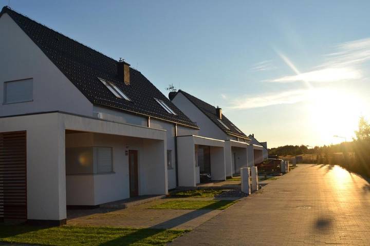Ferienhaus für 6 Personen, mit Pool und Ausblick sowie Garten, mit Haustier