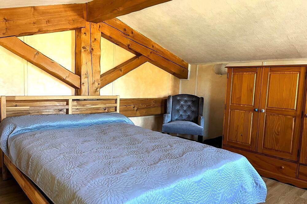Villa with private pool, quiet and not overlooked near Avignon in Althen-des-Paluds, Vaucluse