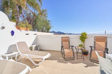 Apartment for 2 People in Nerja Centre, Nerja, Photo 2