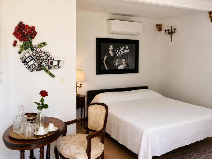 Maison d’hôte pour 2 personnes, avec jardin ainsi que vue et terrasse à Legnano