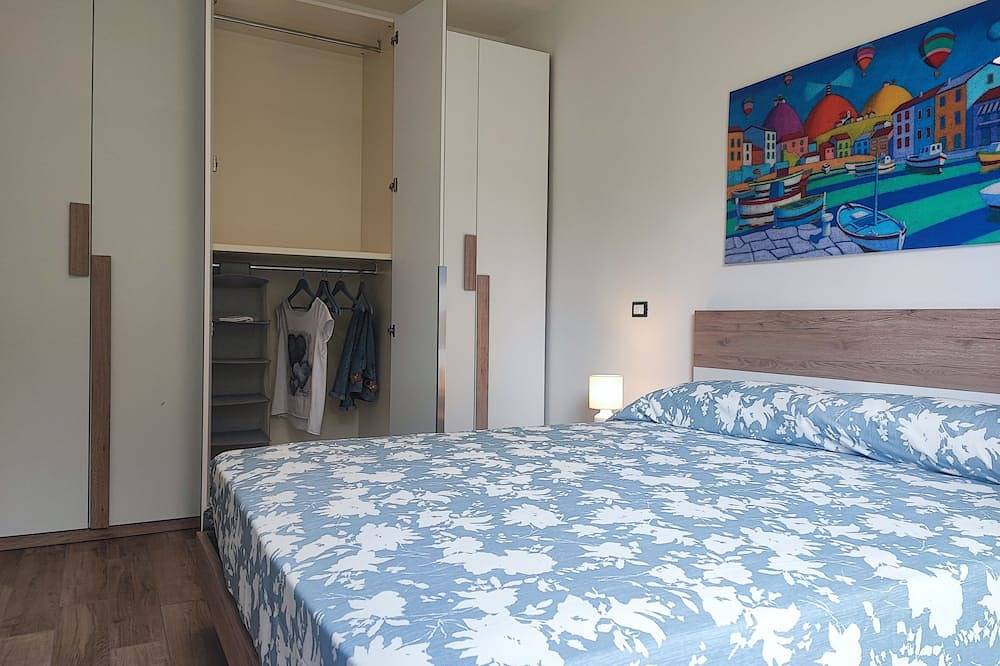 Ganze Wohnung, Casa Nadia: a few steps from the sea with garage, terrace and games room. in Numana, Riviera del Conero