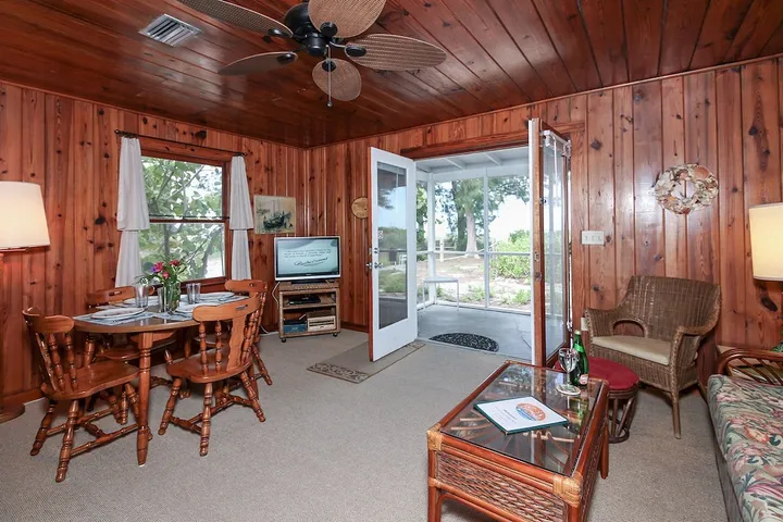 Cottage for 4 people, with balcony - 1