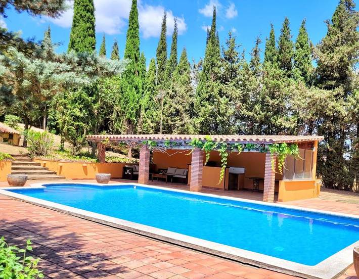 Casa rural para 12 personas, con piscina además de vistas y jardín en Cruilles - 4