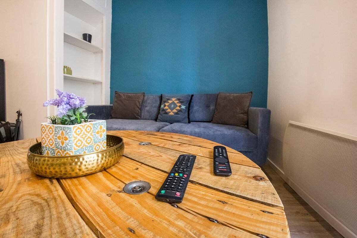 Appartement entier, L'escale - Centre ville - 3 étoiles in Bourg-en-Bresse, Région de Bourg-en-Bresse