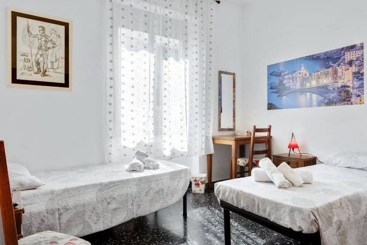 Ganze Wohnung, Ferienwohnung für 8 Personen mit Balkon in La Spezia (By), La Spezia