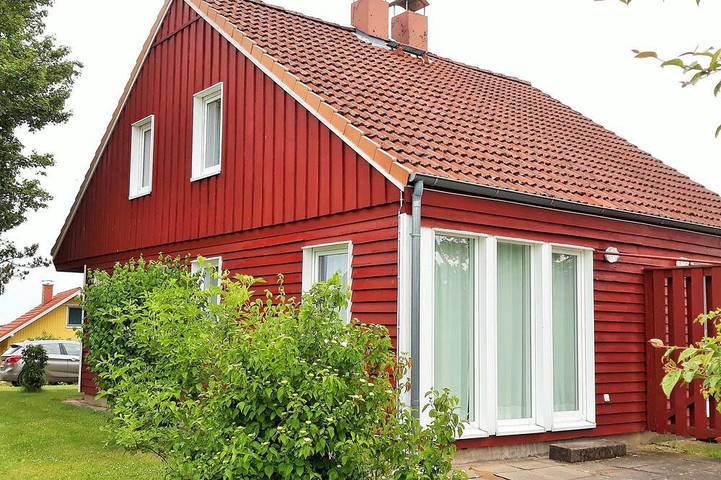 Ferienhaus für 4 Personen, mit Terrasse und Garten