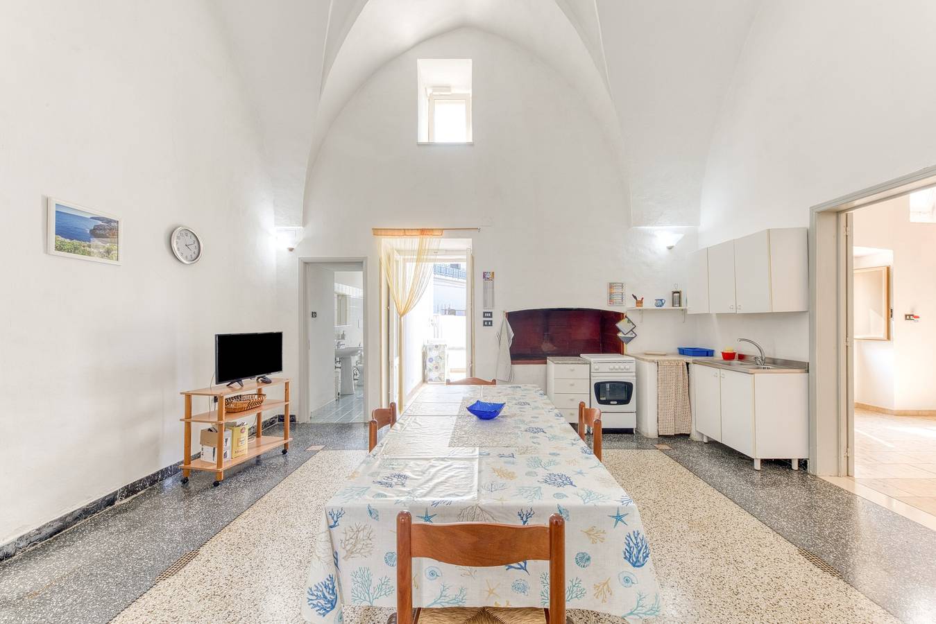 Ferienhaus 'Casa Saulle - Costruzione Tipica' mit privater Terrasse, privatem Garten und Klimaanlage in Felline, Golf von Tarent
