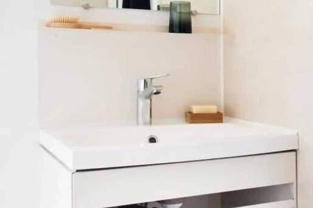 Camping 2 étoiles - Piscine  - efbcg0 in Pietra Ligure, Commune de Pietra Ligure