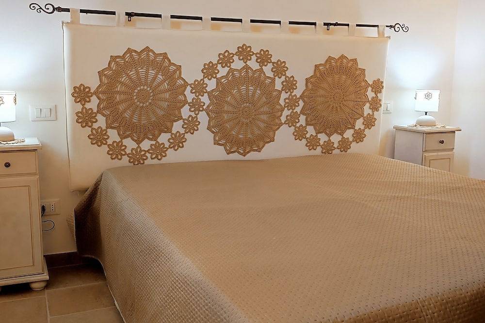 Antichi Saperi: La Dolce Vita - Apartment with pool in Cisternino in Cisternino, Salento