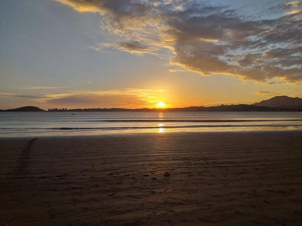 Maisonette-Haus am Santa Monica Beach für Familien, Rückzug und Ausflug in Guarapari, Região Metropolitana da Grande Vitória