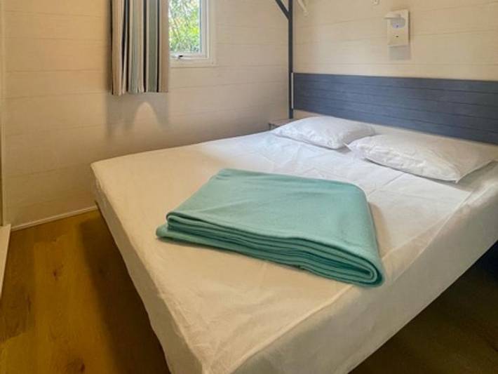 Camping pour 4 personnes, avec sauna et bassin pour enfant dans Massif de l'Esterel - 2