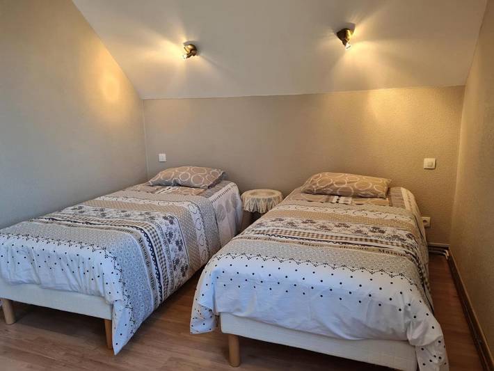 Chambre d’hôte pour 2 personnes, avec Terrasse à Sully-sur-Loire