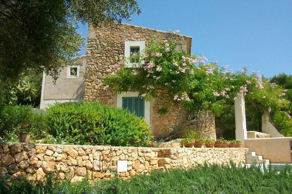Haus auf dem Land, mit Blick auf das Meer, 5 km von verschiedenen Stränden, 500 m vom Dorf entfernt in S'Alqueria Blanca, Santanyí