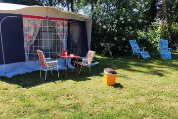 Mobil home pour 2 personnes à Fougères-sur-Bièvre
