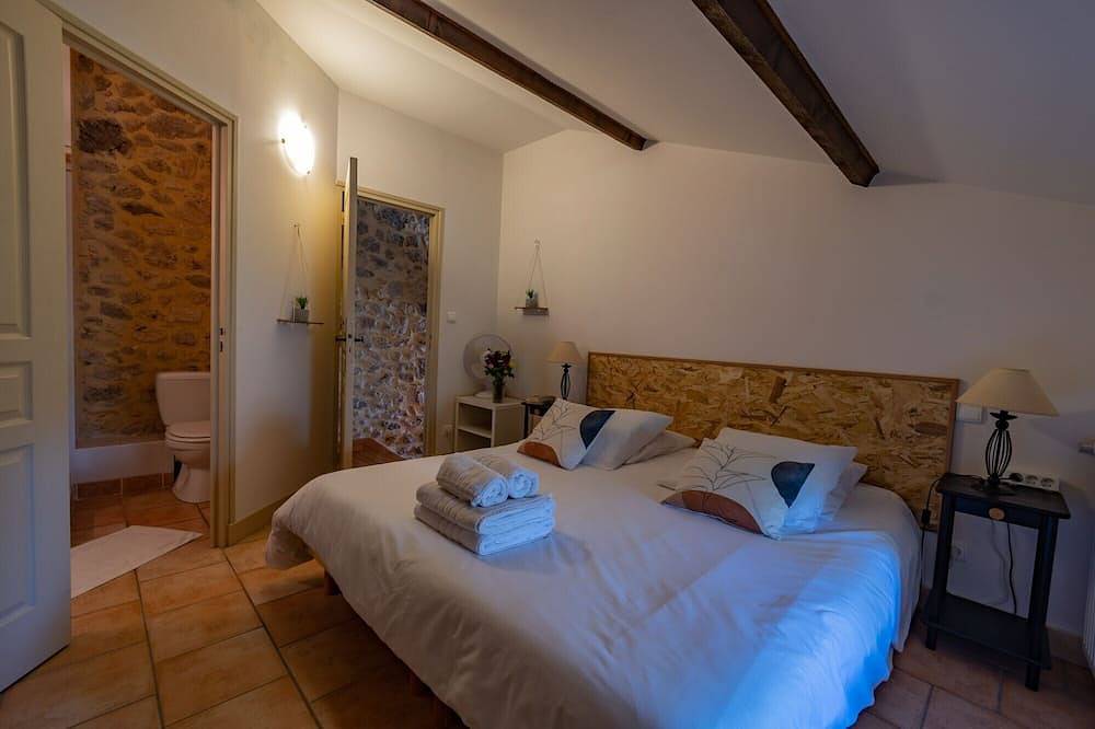 Charming holiday house for 6  \"La Source\" - Wild nature & pool. 30 min from Agen in Nérac, Nérac region