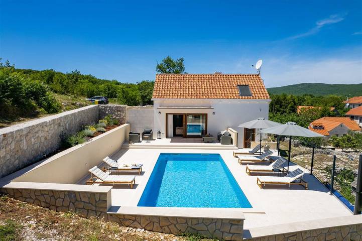 Neu! Einzigartige Villa Pietra mit beheiztem Pool in Kreševo, Dalmatinisches Zagora