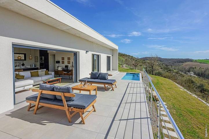 Villa pour 6 personnes, avec terrasse et jardin dans le Tarn