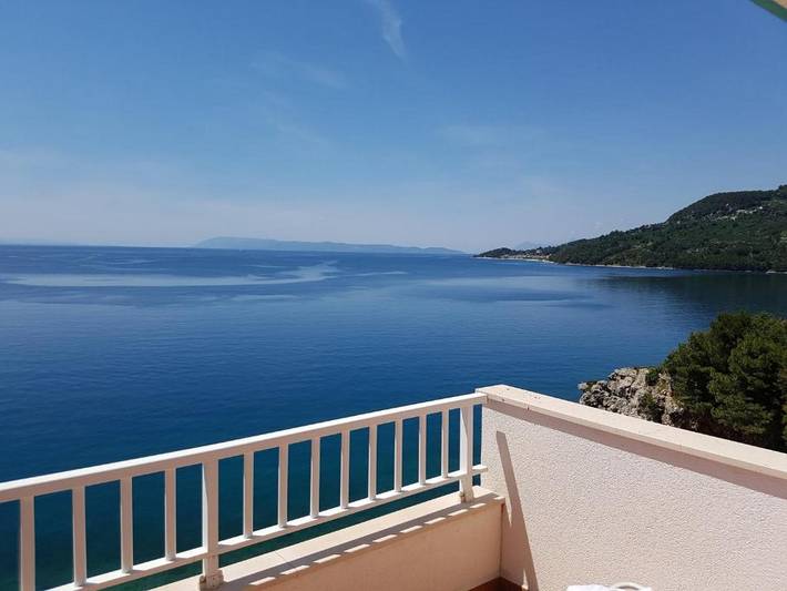 Ferienwohnung für 4 Personen, mit Meerblick und Balkon sowie Garten an der Makarska Riviera - 2