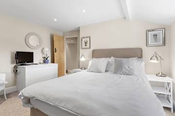 Cottage for 10 People in Fishguard, Pembrokeshire, Photo 3