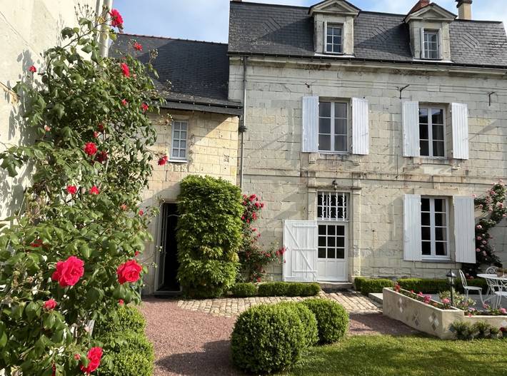Chambre d’hôte pour 2 personnes, avec jardin et piscine à Beaufort-en-Vallée