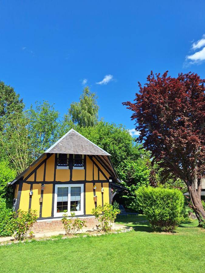 Gîte pour 4 personnes, avec vue et jardin à Le Bosc-Roger-en-Roumois