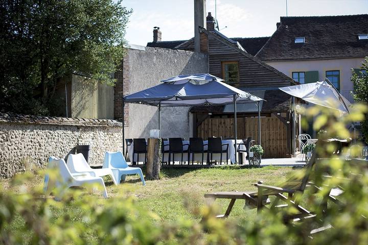 Gîte pour 21 personnes, avec jardin et terrasse dans Yonne - 4