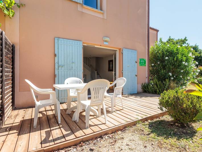 Maison provençale ensoleillée avec terrasse in Aubignan, Parc naturel régional du Mont-Ventoux