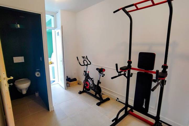 Ganze Wohnung, Sea view apartment, near town center in Brest, Brest und Umgebung