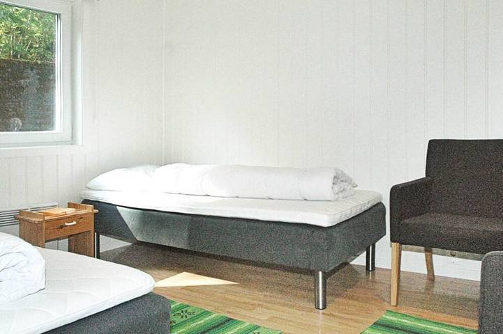 Ferienhaus für 5 Personen, mit Terrasse und Garten sowie Sauna in Eide - 4