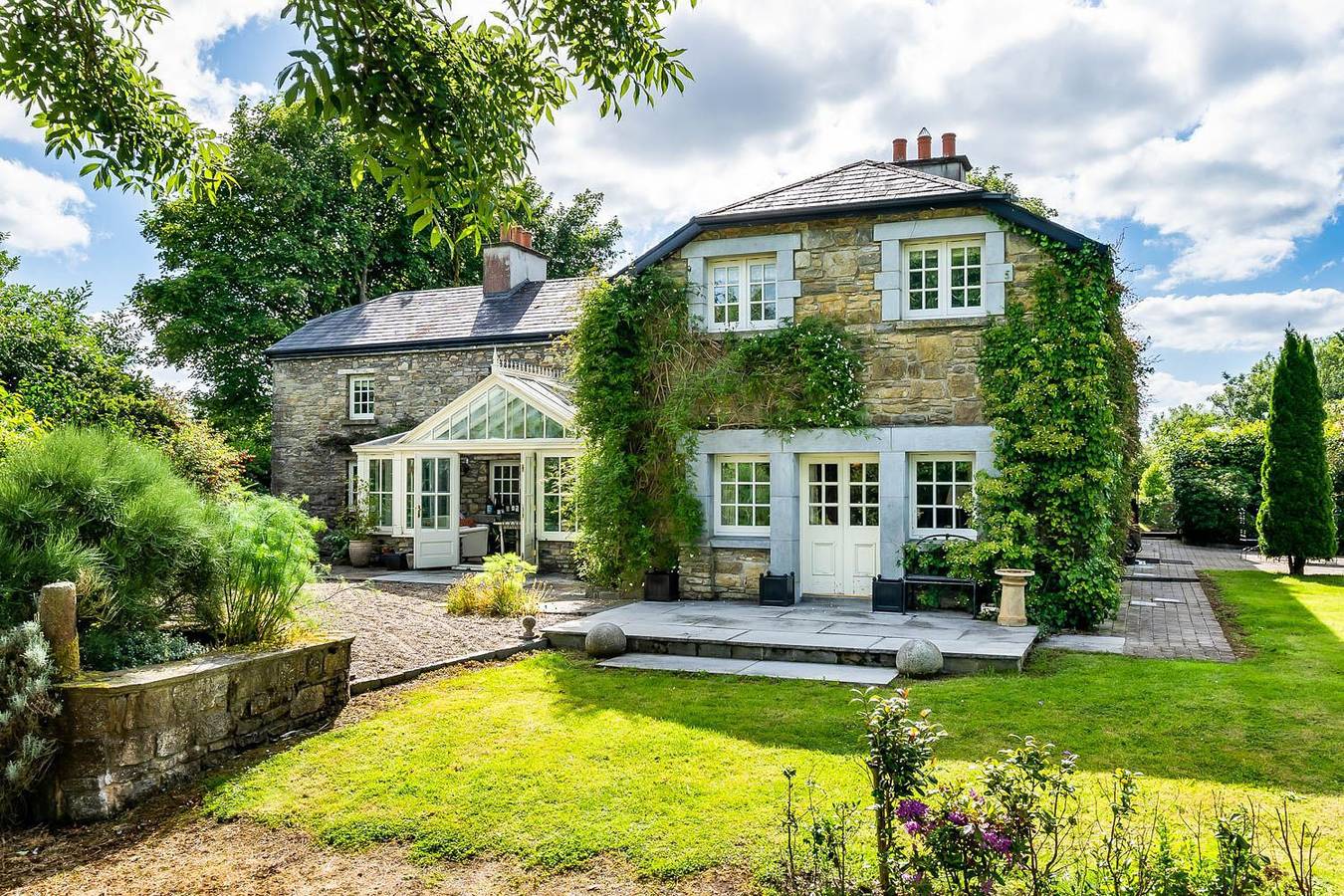 Villa für 14 Personen mit Terrasse in Mullingar, County Westmeath