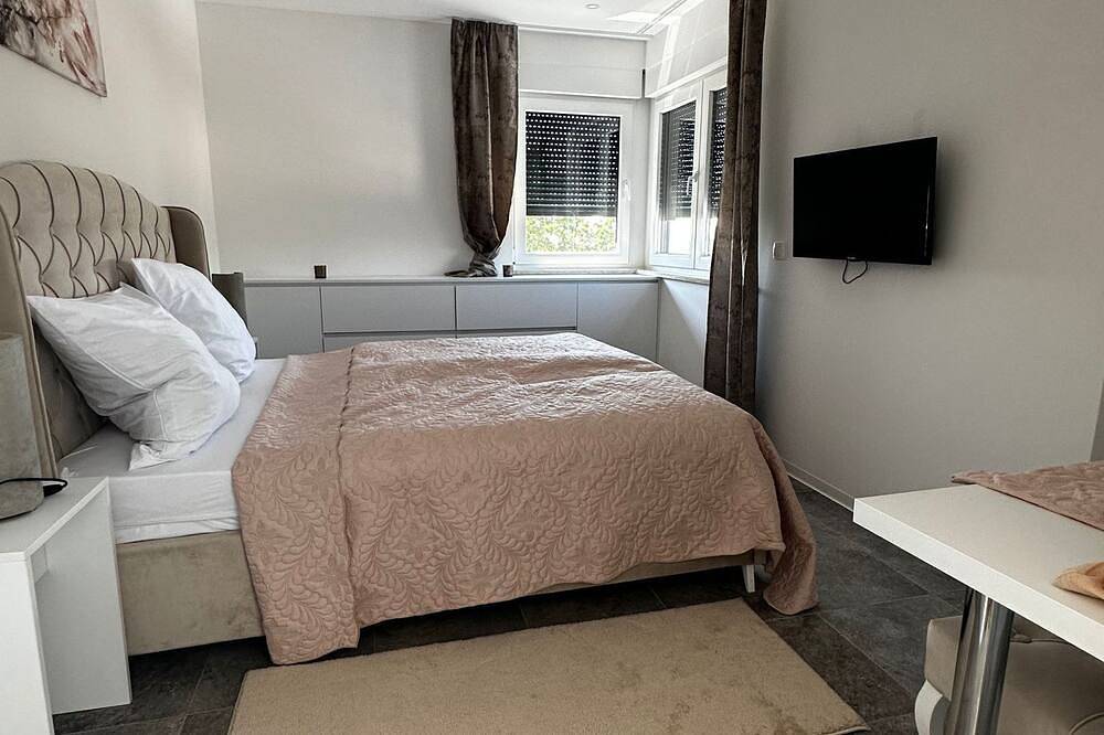 Villa Mariella - Ferienhaus mit Privatpool und Meerblick für 6 Personen in Kanfanar, Zentralistrien