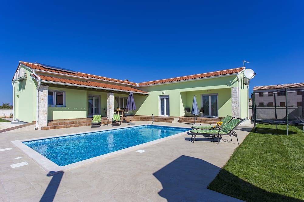 Casa vacanza a Sanvincenti a partire da 237€ a notte
