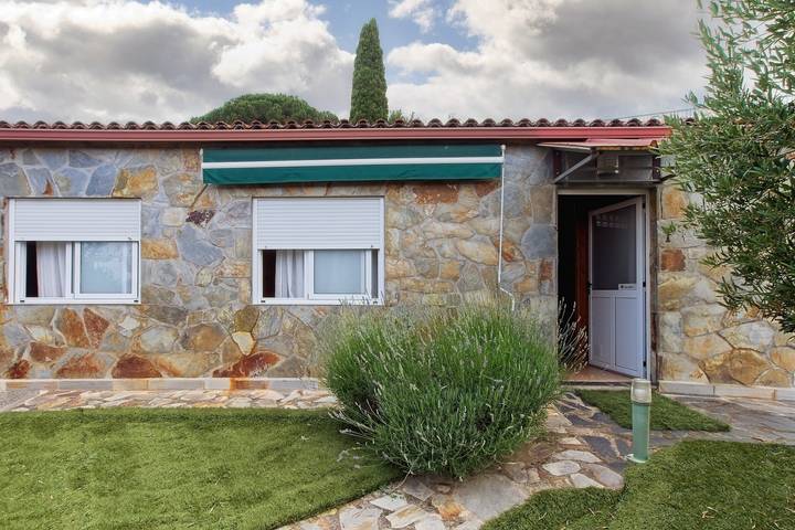 Habitación para 4 personas, con jardín en Galicia - 2