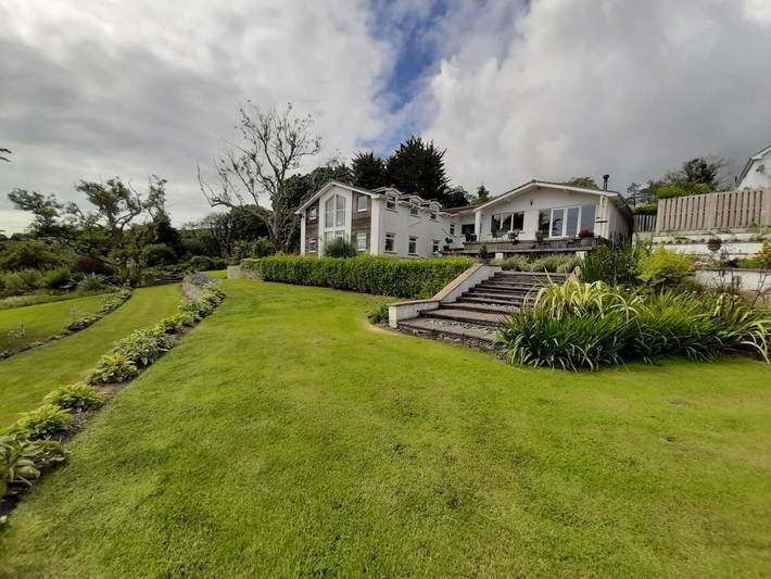 Ferienwohnung für 2 Personen, mit Terrasse und Garten sowie Ausblick in Isle of Man