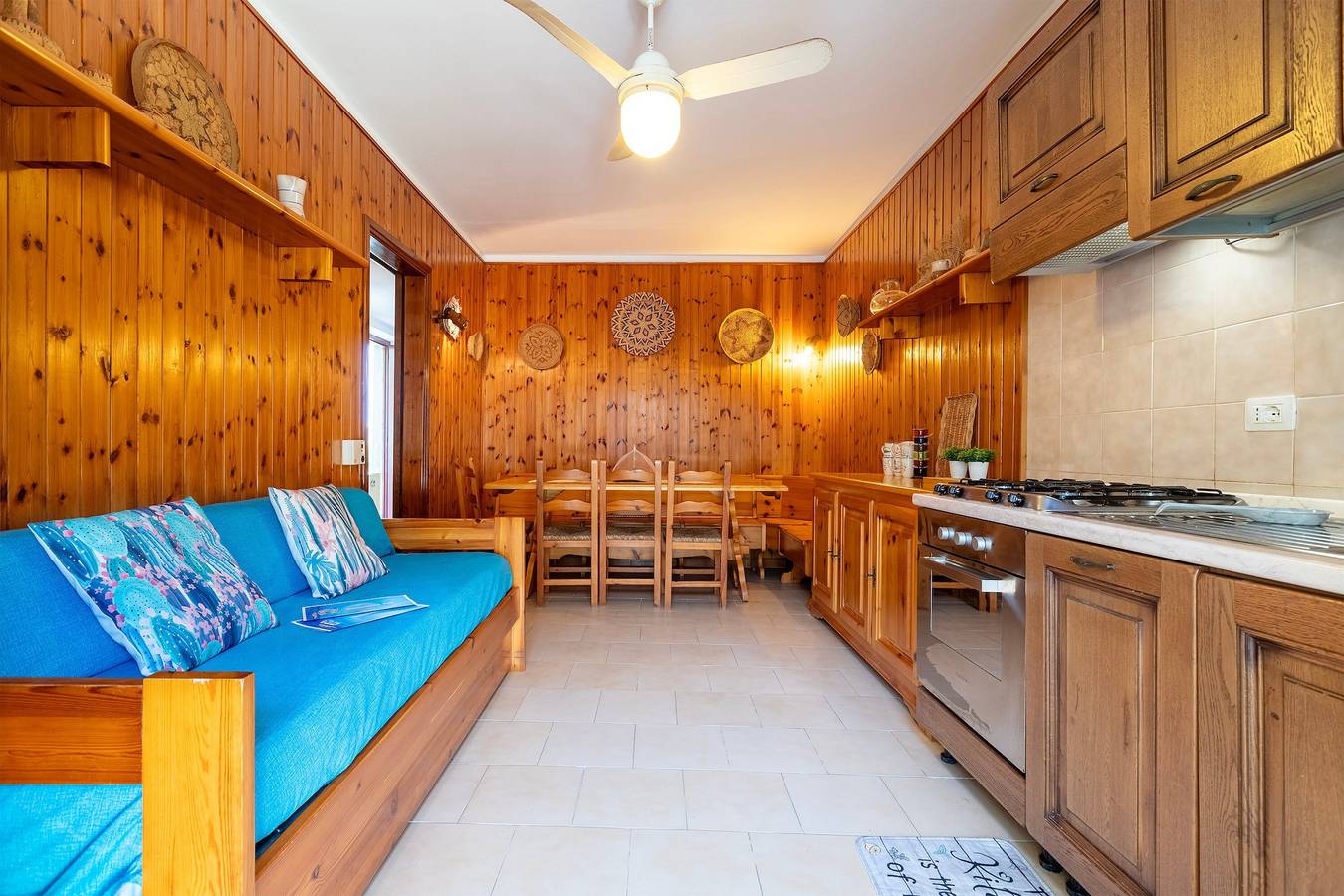 Maison de vacances 'Doma Beach' avec vue mer, terrasse privée et Wi-Fi in Lu Bagnu, Castelsardo