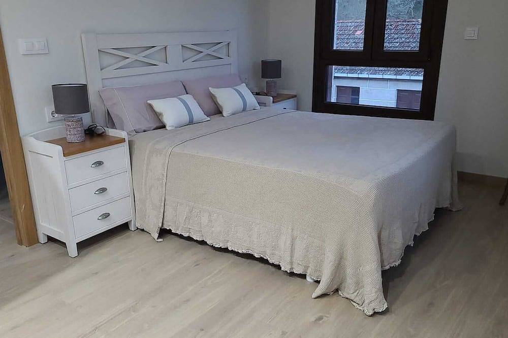 Porto House in O Carballiño, Ourense Region