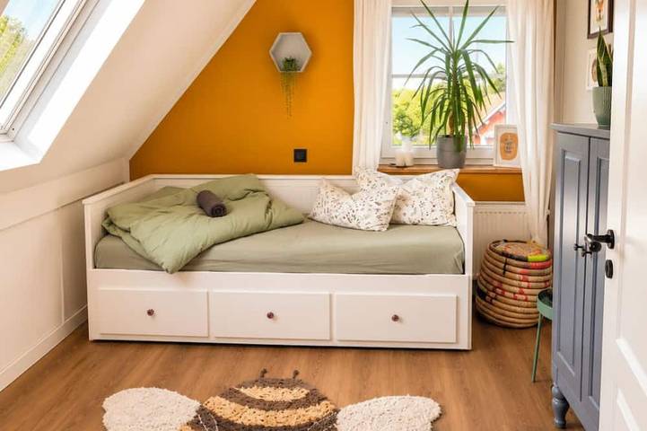 Bienenzimmer im Grünen in Ahlerstedt, Nordheide