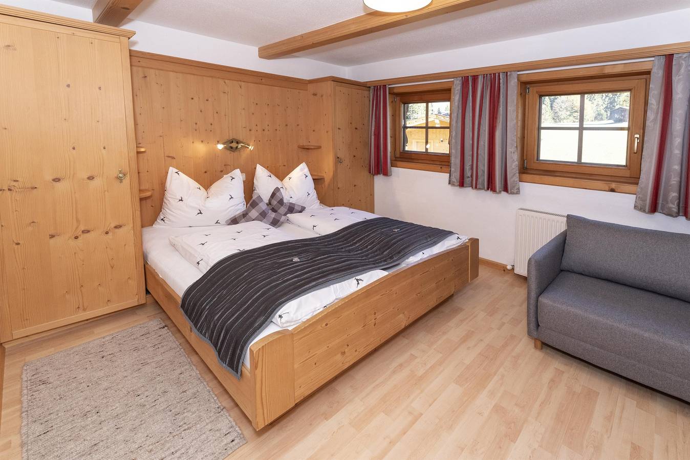 Ganze Ferienwohnung, Appartement 3 - Bauernhaus in Alpbach, Kaisergebirge