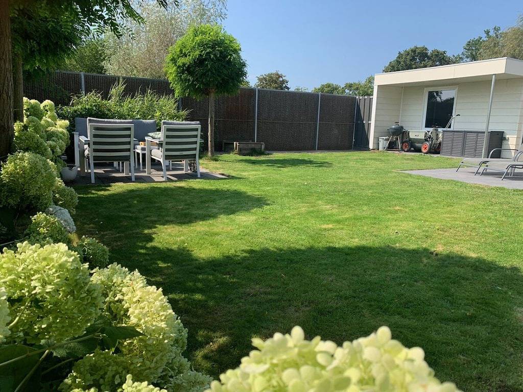 Vakantiehuis in Renése met zwembad in Renesse Strand, Renesse
