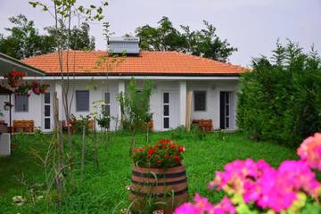 Maison d’hôte pour 2 personnes, avec terrasse ainsi que vue et jardin, adapté aux familles dans Constanța