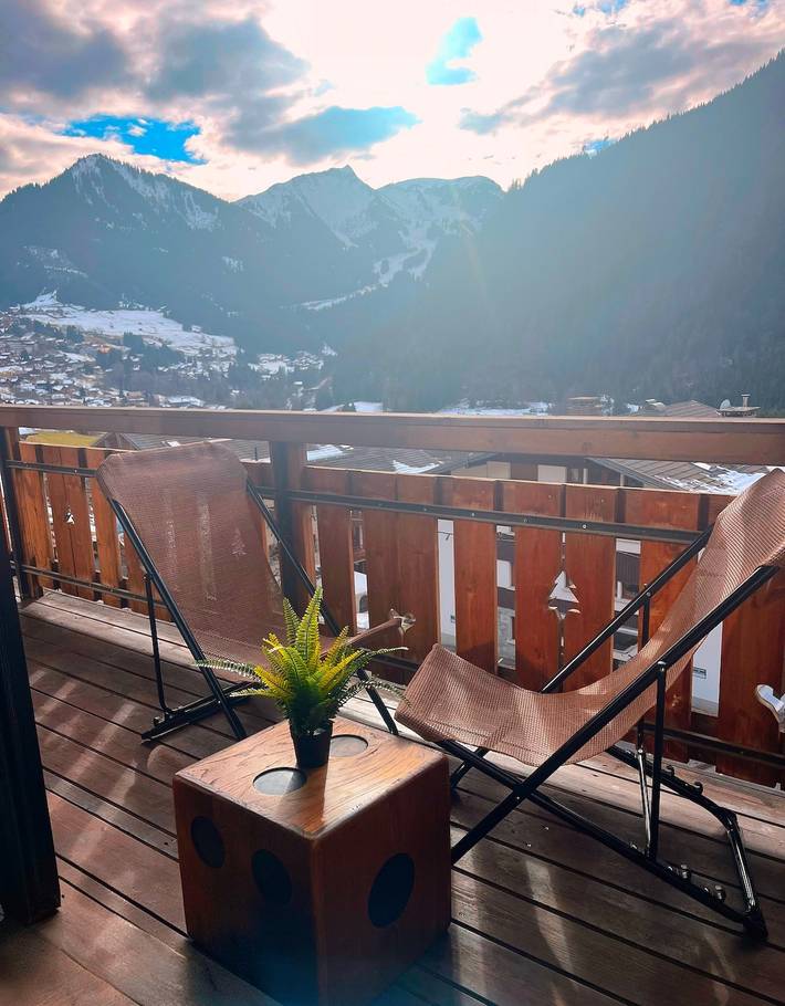 Ganze Wohnung, Appartement „Le Clos Savoyard“: Bergblick, Gemeinschaftsgarten und Wlan in Châtel, Les Portes du Soleil