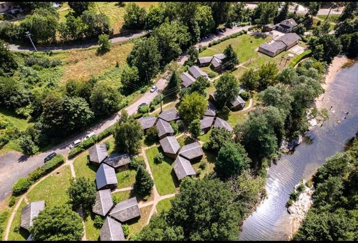 Camping pour 6 personnes, avec Terrasse et Jardin