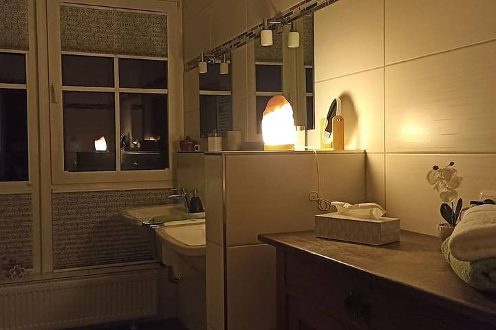 Ganze Wohnung, Großzügiges helles Penthouse mit Balkon in ruhiger Lage in Kulmbach, Oberes Maintal - Coburger Land