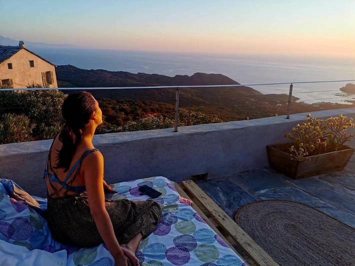 Maison d’hôte pour 2 personnes, avec vue et terrasse, animaux acceptés à Centuri